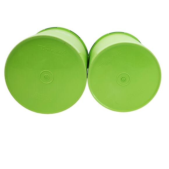 Lot of 2 Vtg Nesting Tupperware Servalier Green Canister Large 805-4 Med 807-5 - Picture 6 of 11